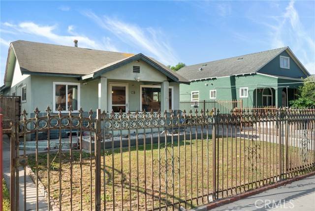 Los Angeles, CA 90003,346 E 90th