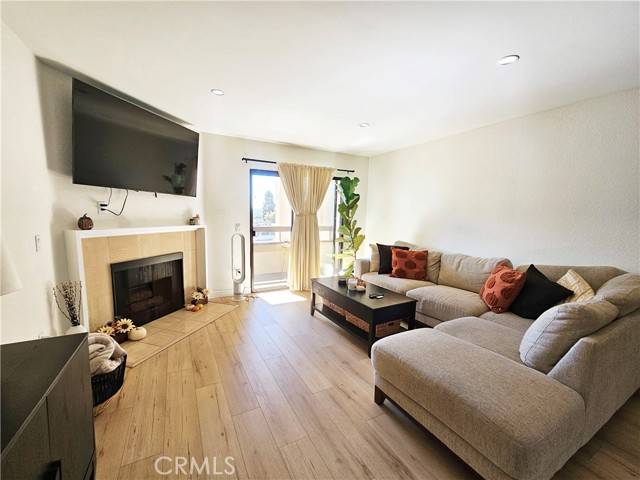 Glendale, CA 91204,424 Oak Street #324