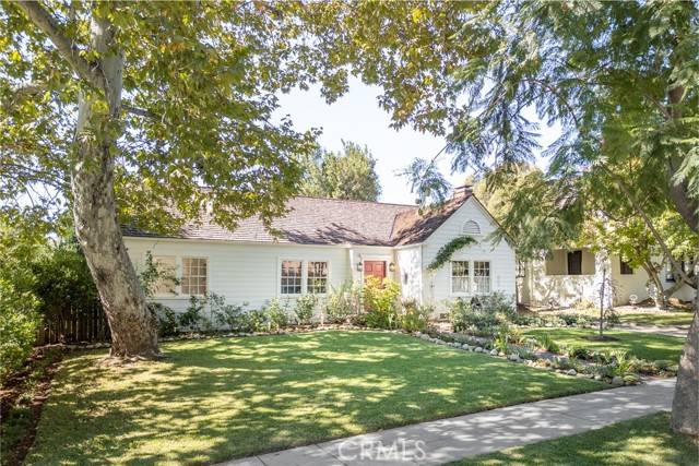 San Marino, CA 91108,1925 Montrobles Place