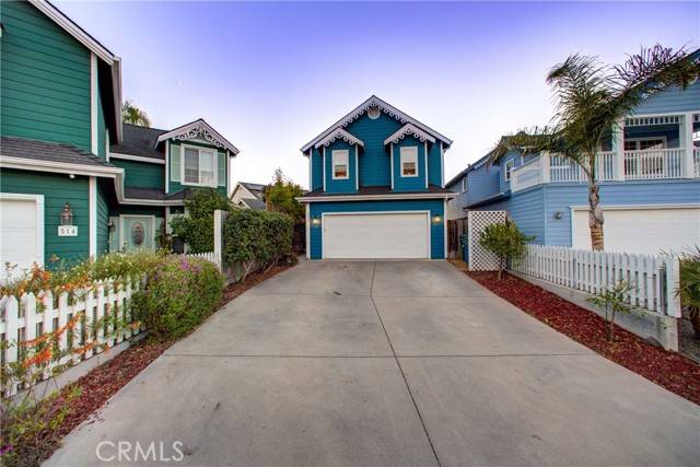 Arroyo Grande, CA 93420,512 Hampton Place