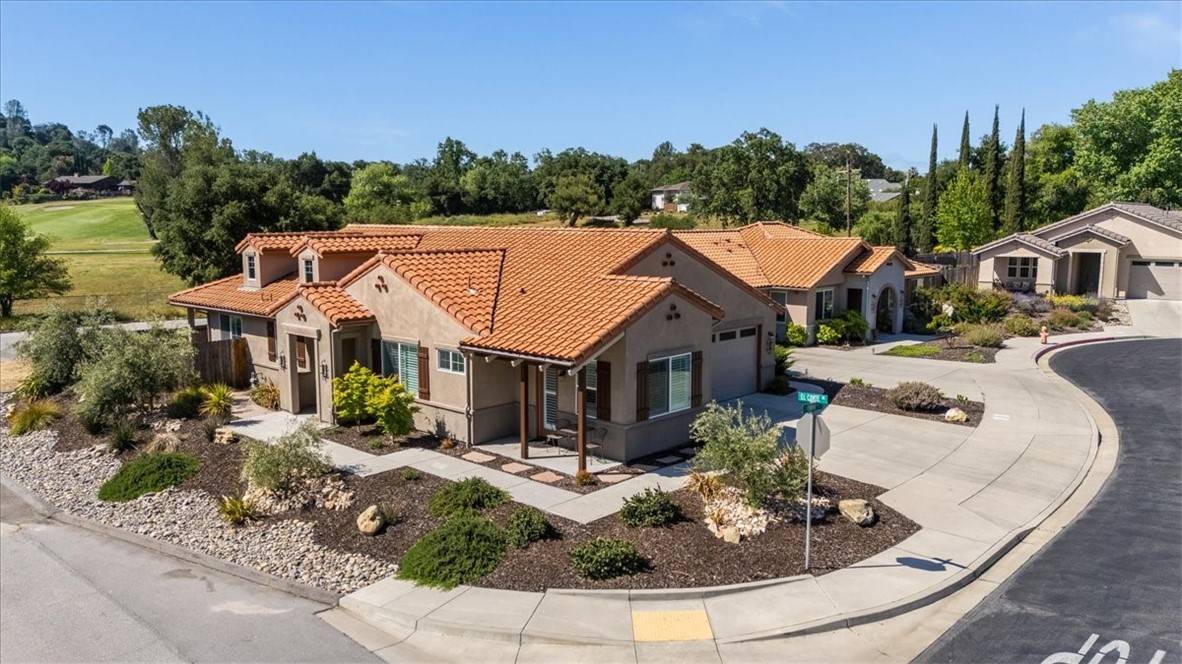 Atascadero, CA 93422,8670 Erika Ct