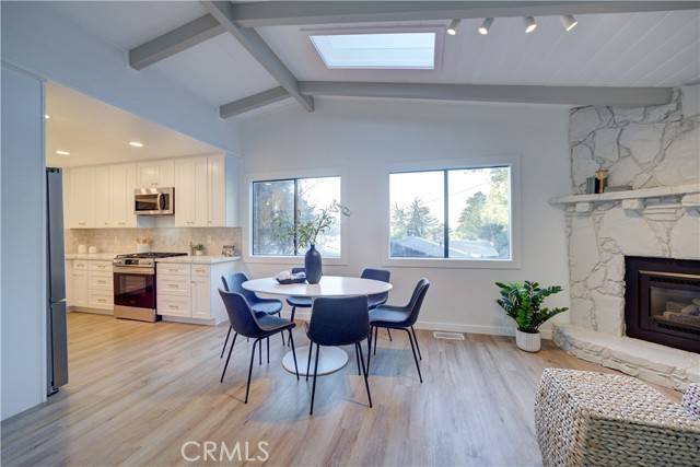 Cambria, CA 93428,953 Sheffield Street