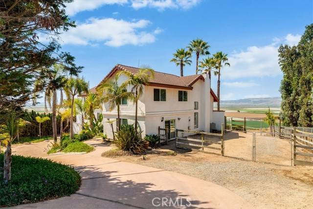 Nipomo, CA 93444,425 Calle Cielo