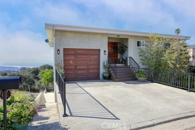 Pismo Beach, CA 93449,841 Visalia Street Street