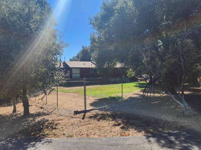 Pine Valley, CA 91962,8756 Pine Creek Road