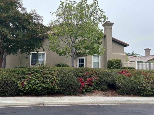 Carlsbad, CA 92011,1661 Harrier Court