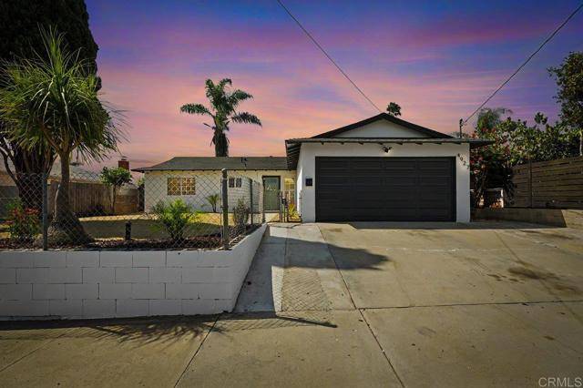 Oceanside, CA 92057,4927 Luna Drive