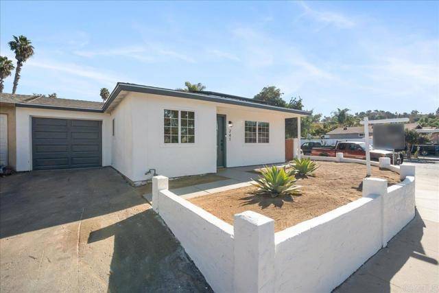 Oceanside, CA 92057,241 Avenida Del Gado