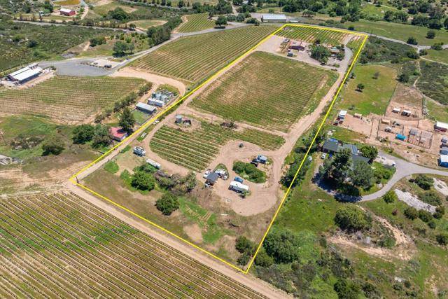 Ramona, CA 92065,25260 E Old Julian Hwy