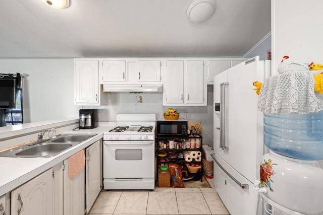 Spring Valley, CA 91977,2515 Sweetwater Rd #42