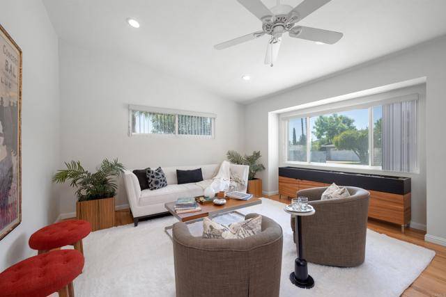 La Mesa, CA 91941,8899 Mariposa St.