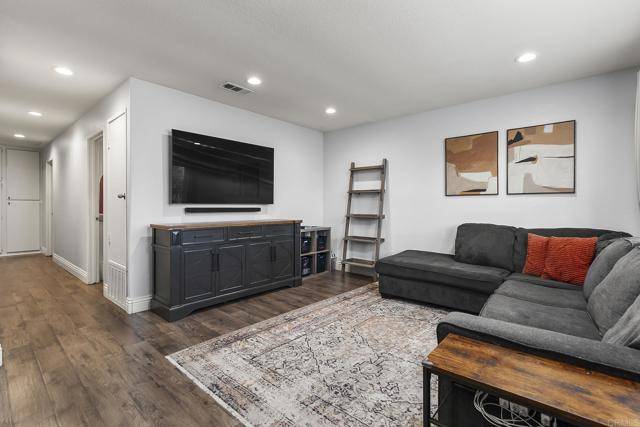 Lakeside, CA 92040,13510 APPALOOSA DR