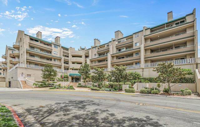 La Mesa, CA 91942,4701 Date Ave. #108