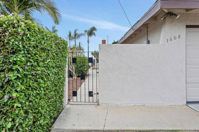Oceanside, CA 92054,1608 Grandview Street