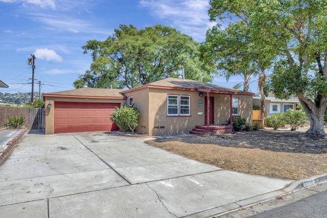 La Mesa, CA 91942,4371 Pomona Avenue