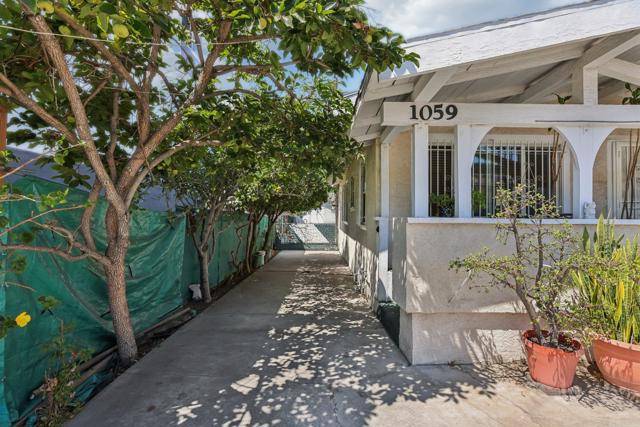 Los Angeles, CA 90038,1059 N Wilton Place