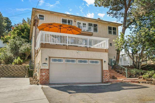 Spring Valley, CA 91977,8659 GOLF Drive