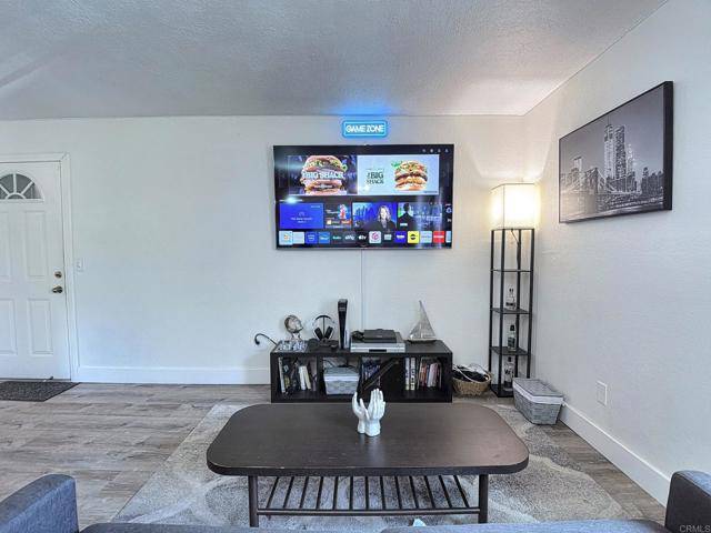 San Diego, CA 92105,1627 Pentecost Way #7