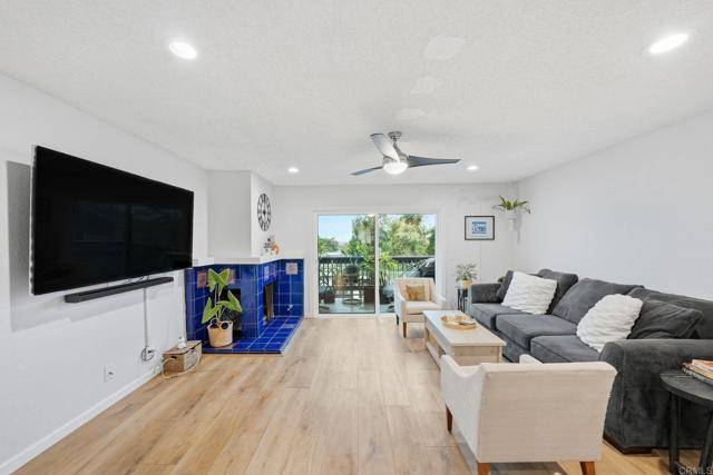 San Diego, CA 92117,3711 Balboa #B