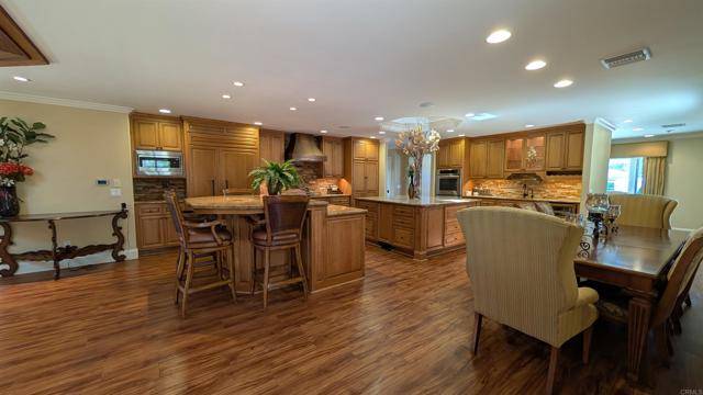 San Diego, CA 92122,3167 Carnegie Place