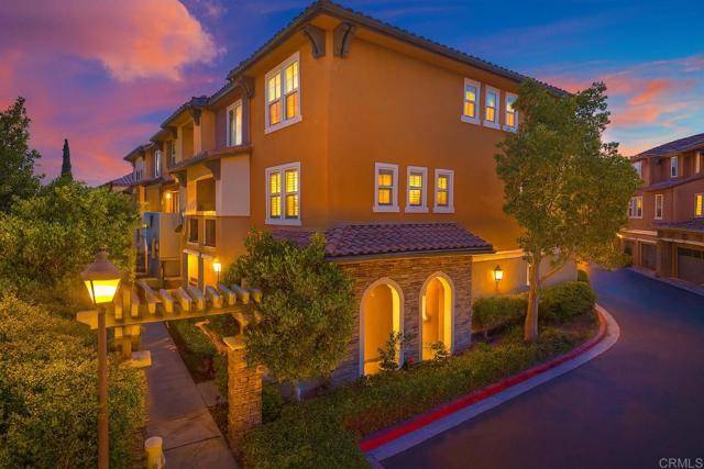 Santee, CA 92071,34 Via Sovana