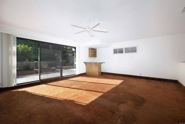 Vista, CA 92084,1417 Via Christina