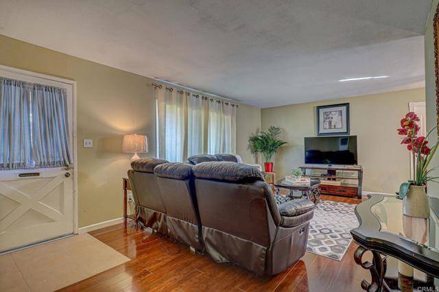 Spring Valley, CA 91977,524 PARKBROOK ST