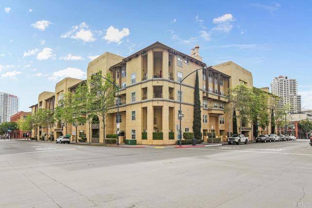 San Diego, CA 92101,301 W G St #119