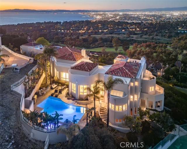 Palos Verdes Estates, CA 90274,702 Via La Cuesta