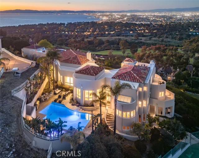 Palos Verdes Estates, CA 90274,702 Via La Cuesta
