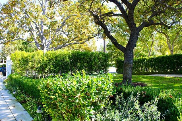 Los Angeles, CA 90020,333 S Arden Boulevard