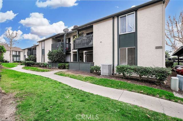 Lake Forest (el Toro), CA 92630,23282 Orange Avenue #7