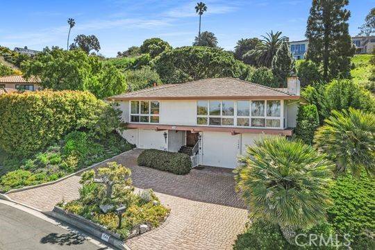 Palos Verdes Estates, CA 90274,1544 Via Boronada
