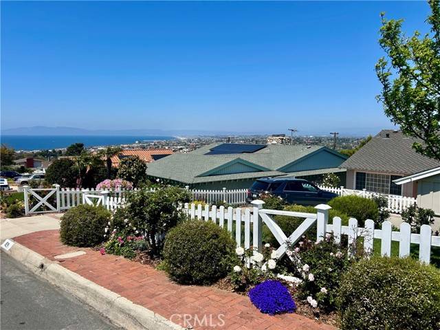 Redondo Beach, CA 90277,829 Calle Miramar