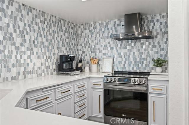 Palos Verdes Estates, CA 90274,2306 Palos Verdes Drive #103