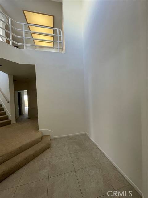 Redondo Beach, CA 90277,150 THE VILLAGE #5