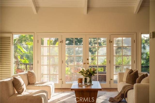 Beverly Hills, CA 90210,9472 Rembert Lane