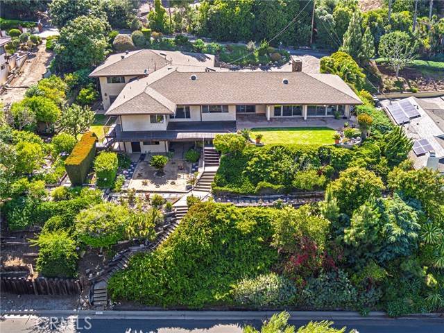Rancho Palos Verdes, CA 90275,2063 Chandeleur Drive