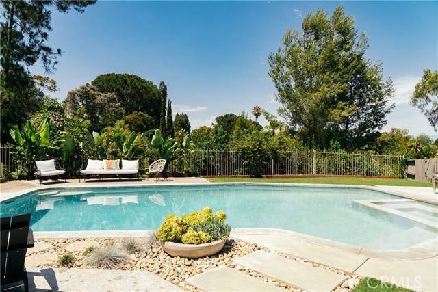 Rolling Hills Estates, CA 90274,34 Shady Vista Road