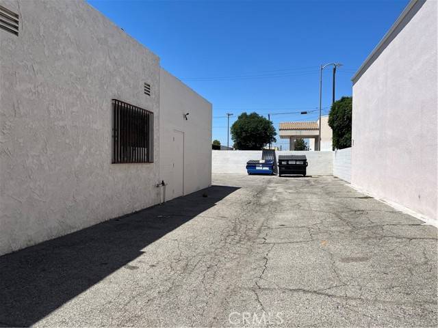 Reseda (los Angeles), CA 91335,7125 Darby Avenue