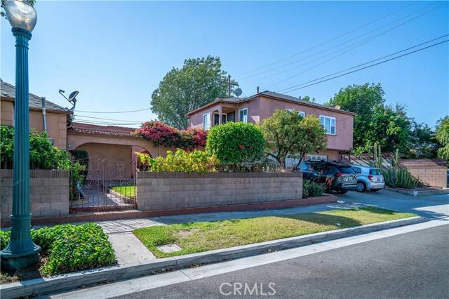 Alhambra, CA 91803,2013 S Palm Ave