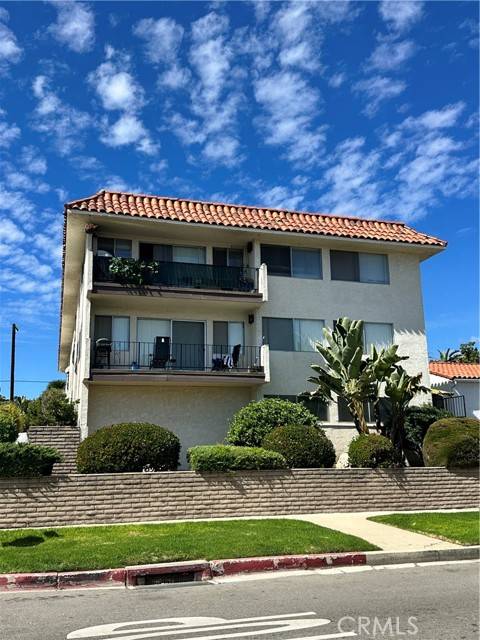 San Pedro (los Angeles), CA 90732,1304 W 9th Street #2