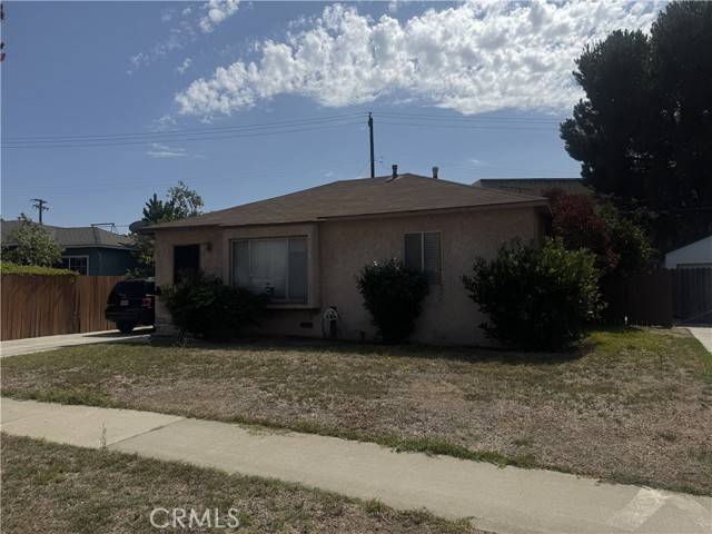 South Gate, CA 90280,10555 Karmont