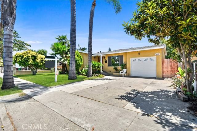 Santa Ana, CA 92703,1006 W Brook Street