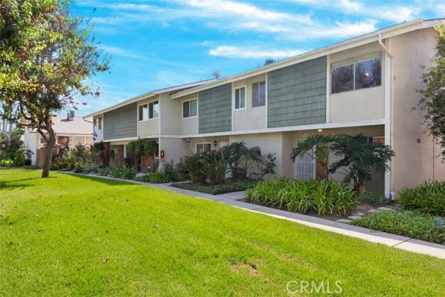 Santa Ana, CA 92705,1404 N Tustin #V-4