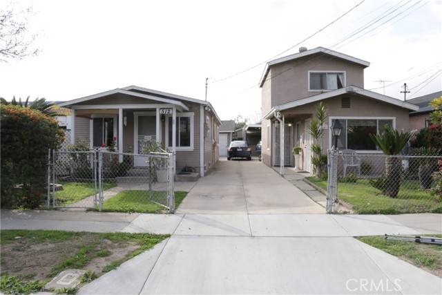 Santa Ana, CA 92703,512 N Raitt Street