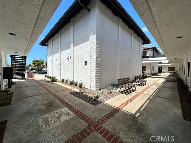 Laguna Hills, CA 92653,24953 Paseo de Valencia