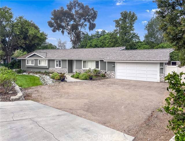 Yorba Linda, CA 92886,5471 Cherrylee Lane