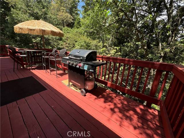 Crestline, CA 92325,24552 Geneva