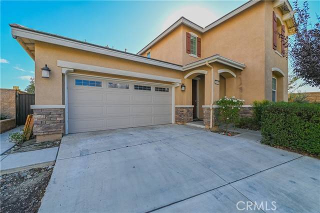 Fontana, CA 92336,15459 Vanilla Bean Lane